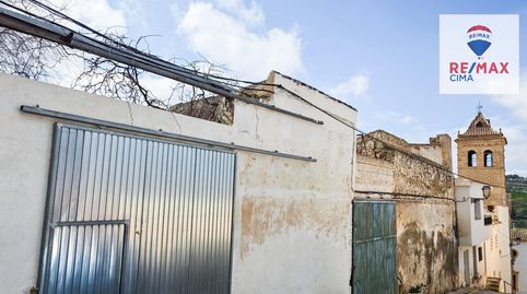 SE VENDE NAVE INDUSTRIAL EN EL CENTRO DE CÚLLAR BAZA