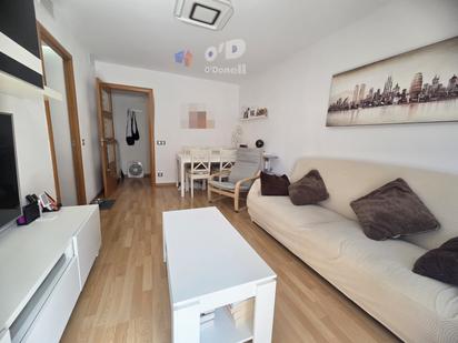 Sala d'estar de Pis en venda en Sant Boi de Llobregat amb Aire condicionat, Calefacció i Parquet
