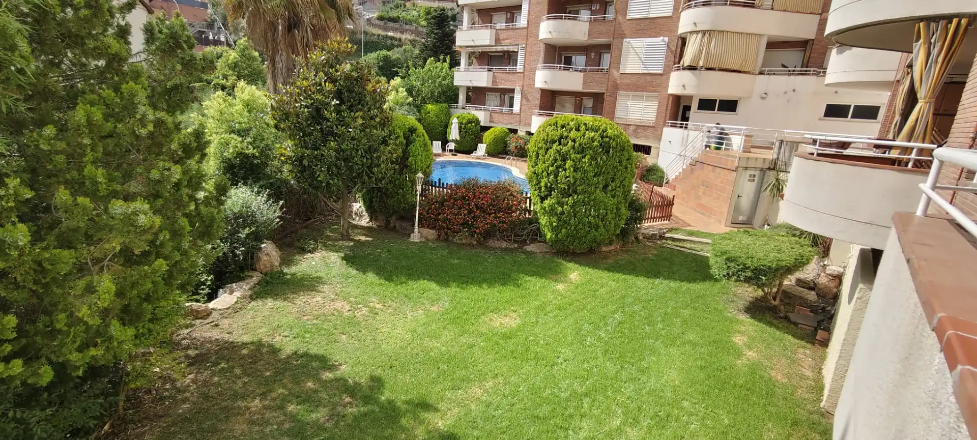 Piscina de Pis en venda en La Palma de Cervelló amb Aire condicionat, Calefacció i Terrassa