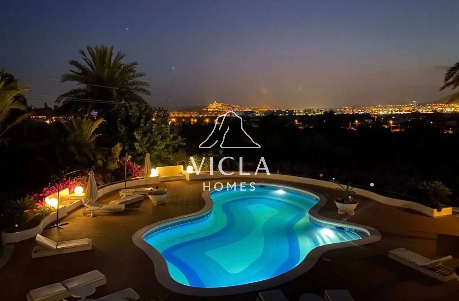 Vista exterior de Casa o chalet en venta en Santa Eulària des Riu con Aire acondicionado, Calefacción y Terraza