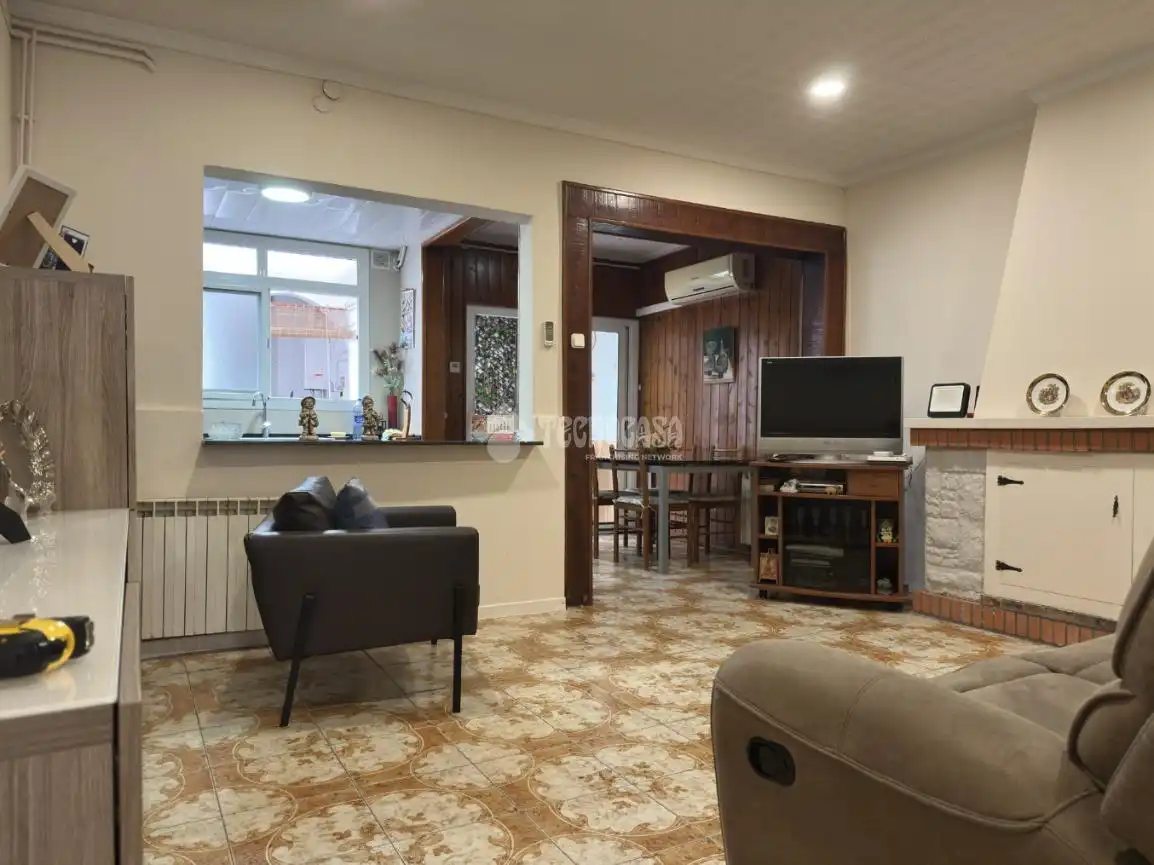 Casa aparellada en venda a Creu de Barberà - Sector Sud, imagen 5