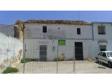 Casa en venda a Baena