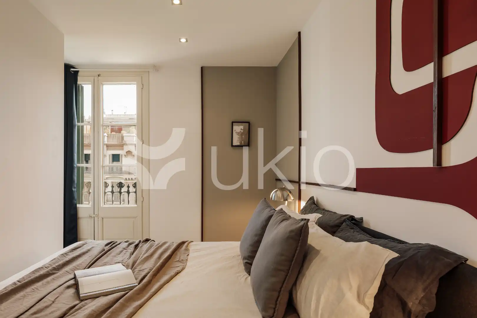 Schlafzimmer von Wohnungen zur Miete in Barcelona mit Klimaanlage, Heizung und Möbliert