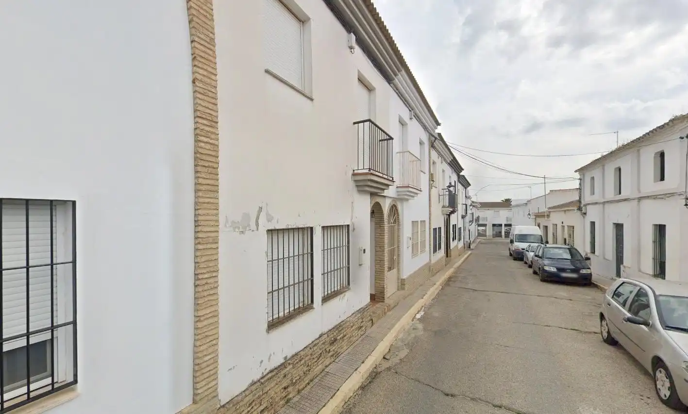 House for sale in Hinojos