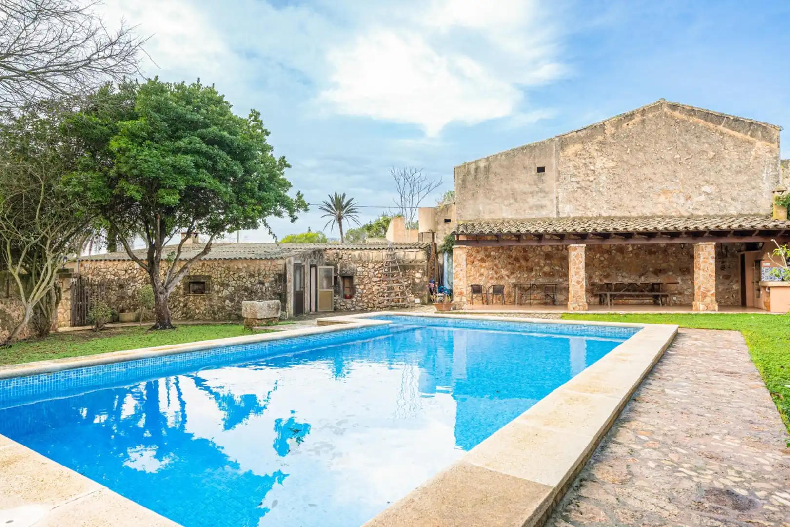 Piscina de Finca rústica en venda en Felanitx