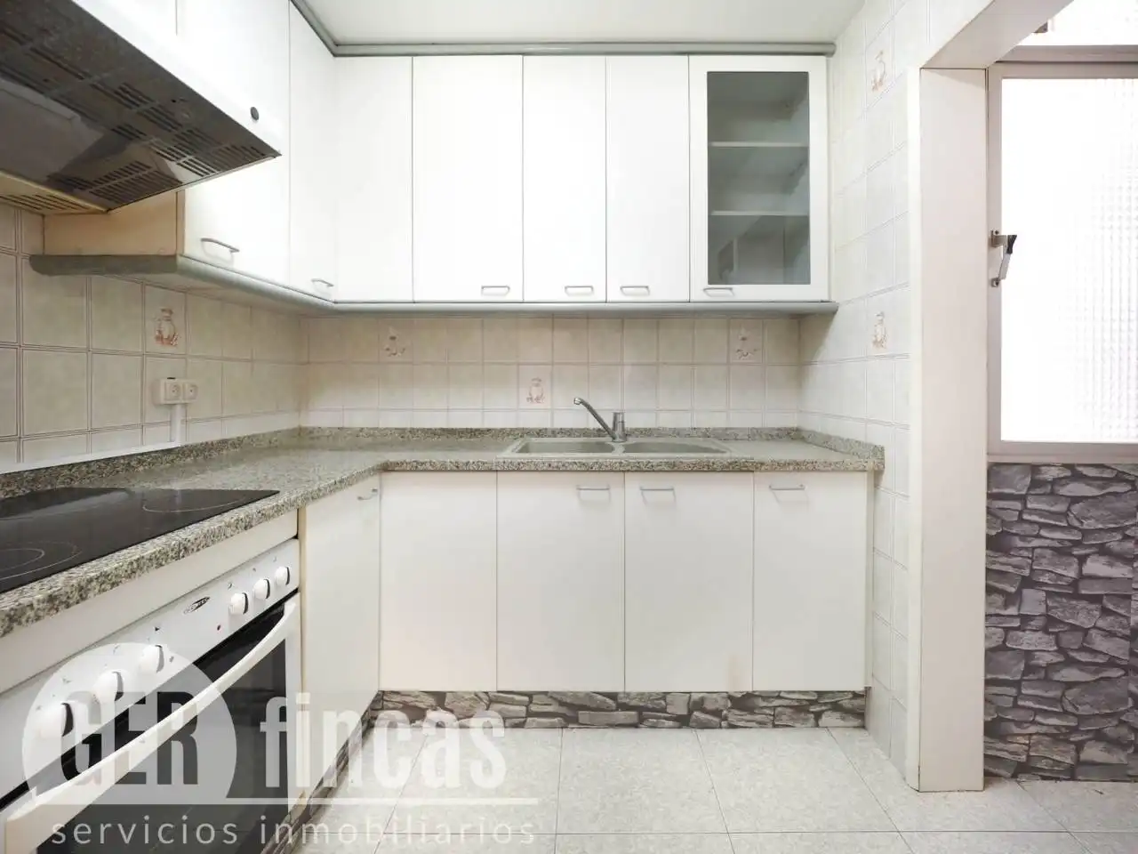Cuina de Pis en venda en Terrassa amb Calefacció