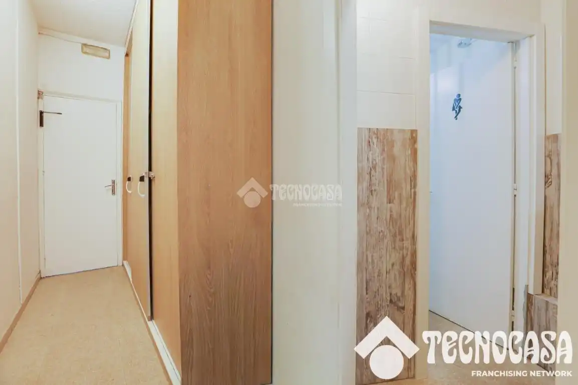 Business premises for sale in Sant Vicenç Dels Horts, imagen 26