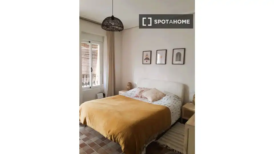 Flat with terrace to rent in La Saïdia