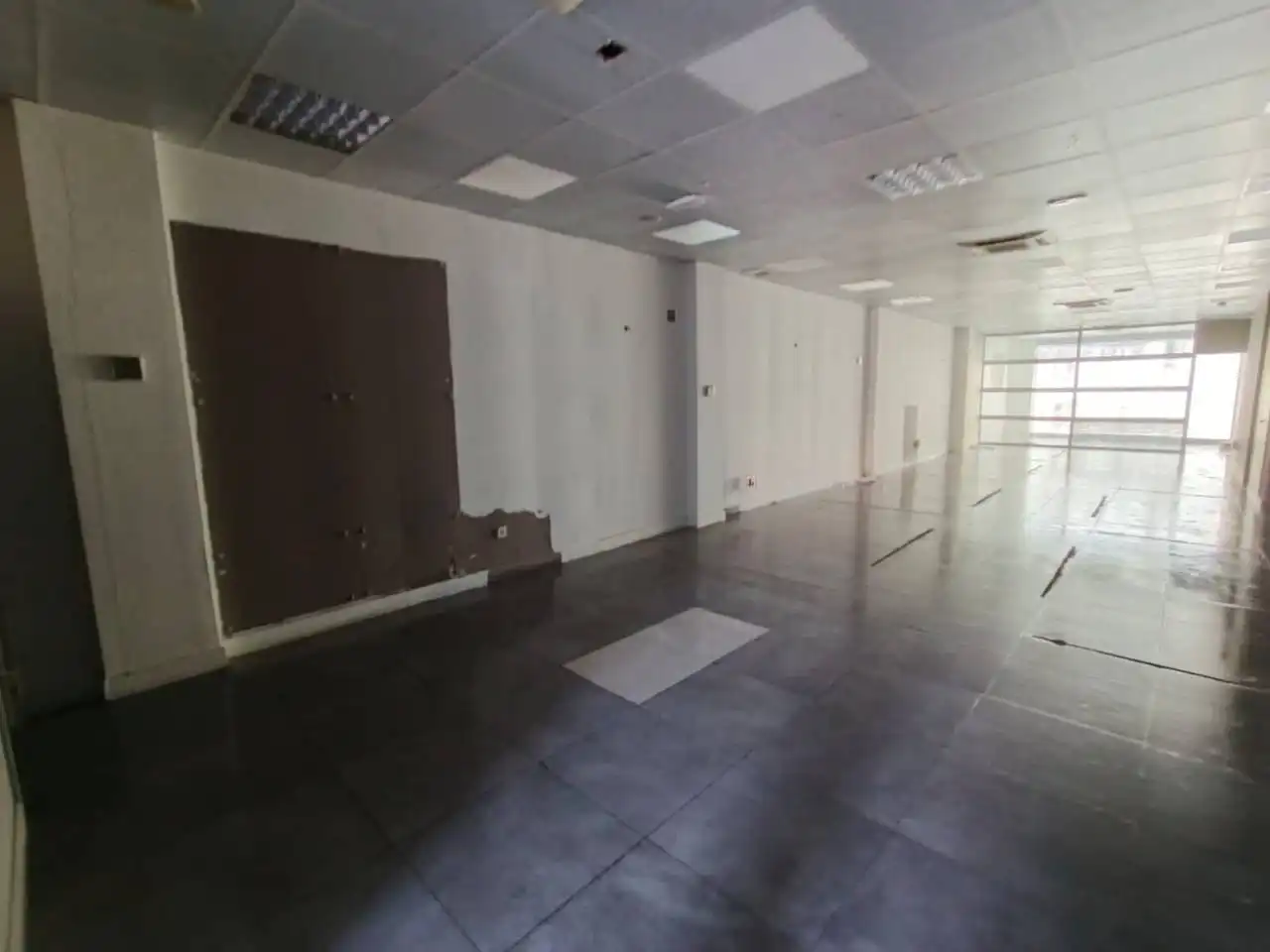 Local commercial à vendre à Avenida Castañeras, imagen 5