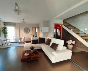 Living room of Single-family semi-detached for sale in Rivas-Vaciamadrid  with Air Conditioner, Heating and Private garden