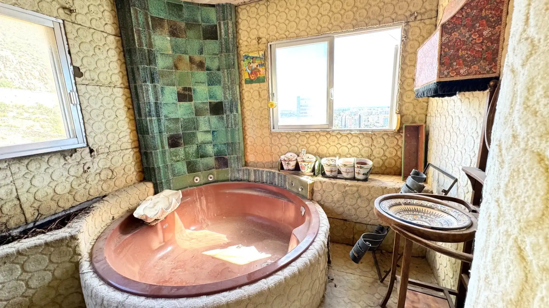 Bany de Pis en venda en Alicante / Alacant amb Calefacció, Moblat i Jacuzzi