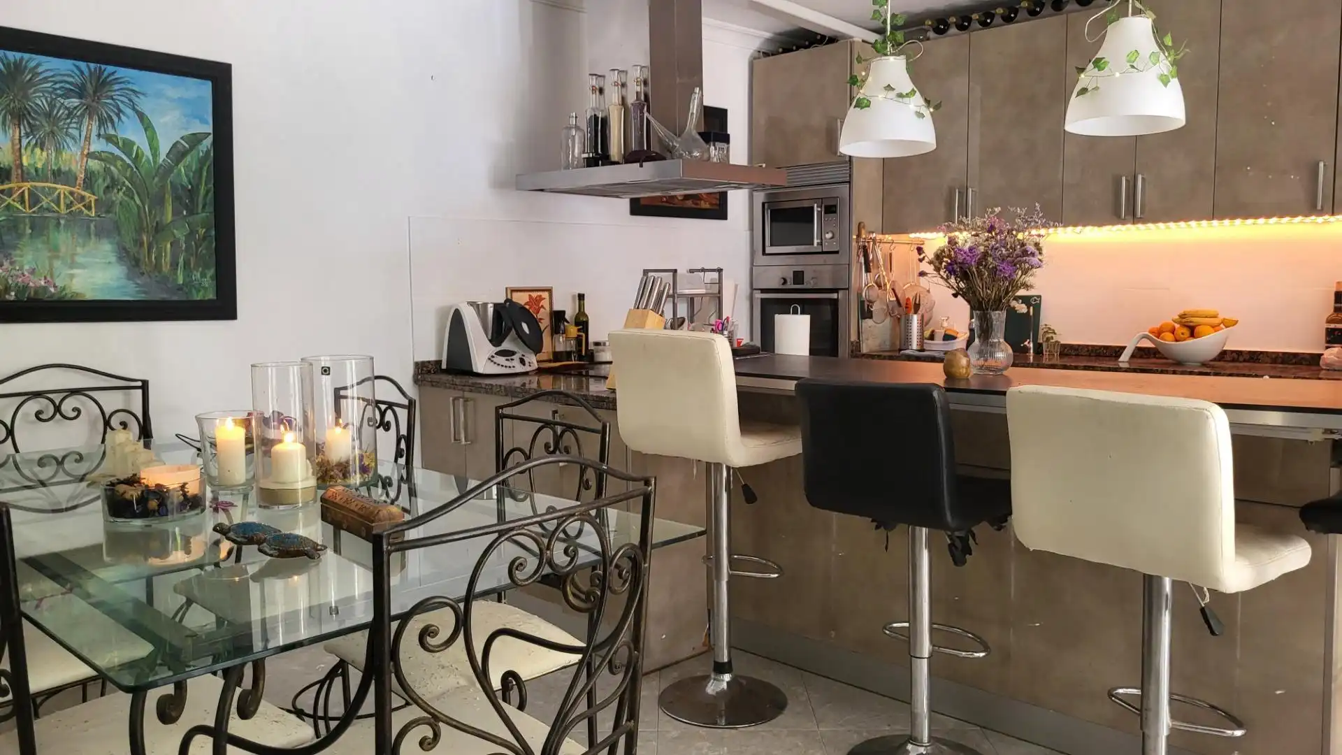 Cocina de Apartamento en venta en Marbella con Aire acondicionado, Calefacción y Trastero