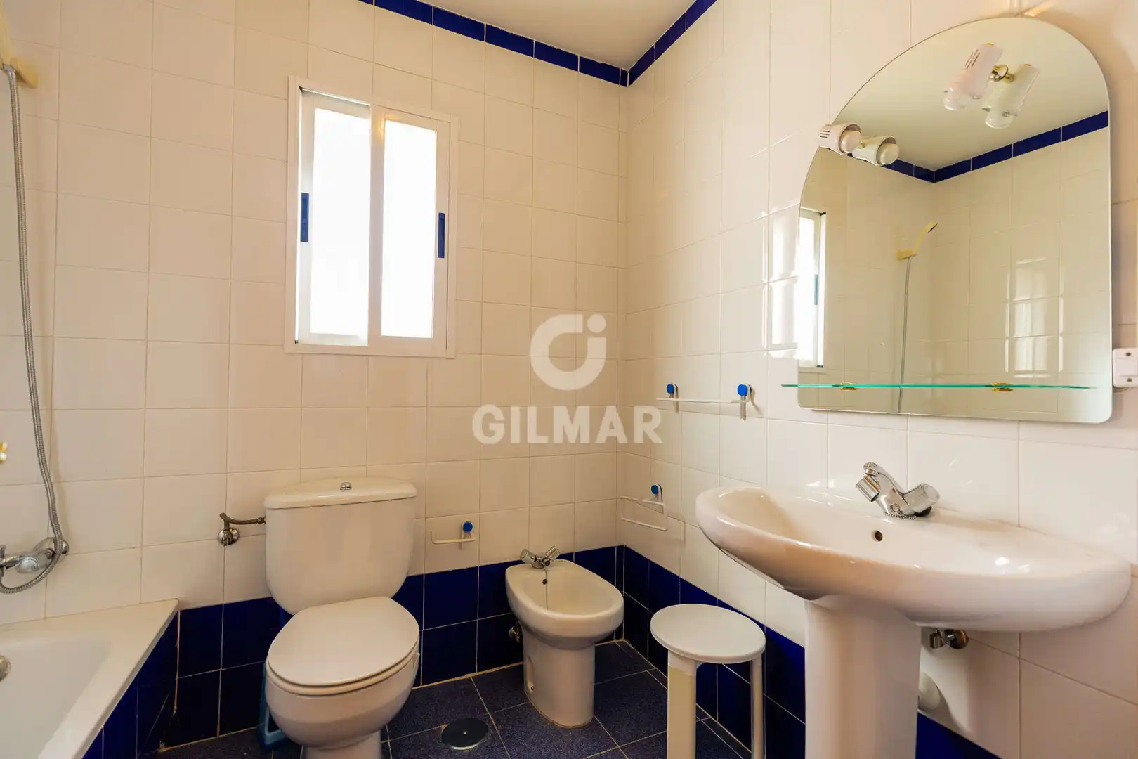 Baño de Casa adosada en venta en Cercedilla con Calefacción, Jardín privado y Piscina