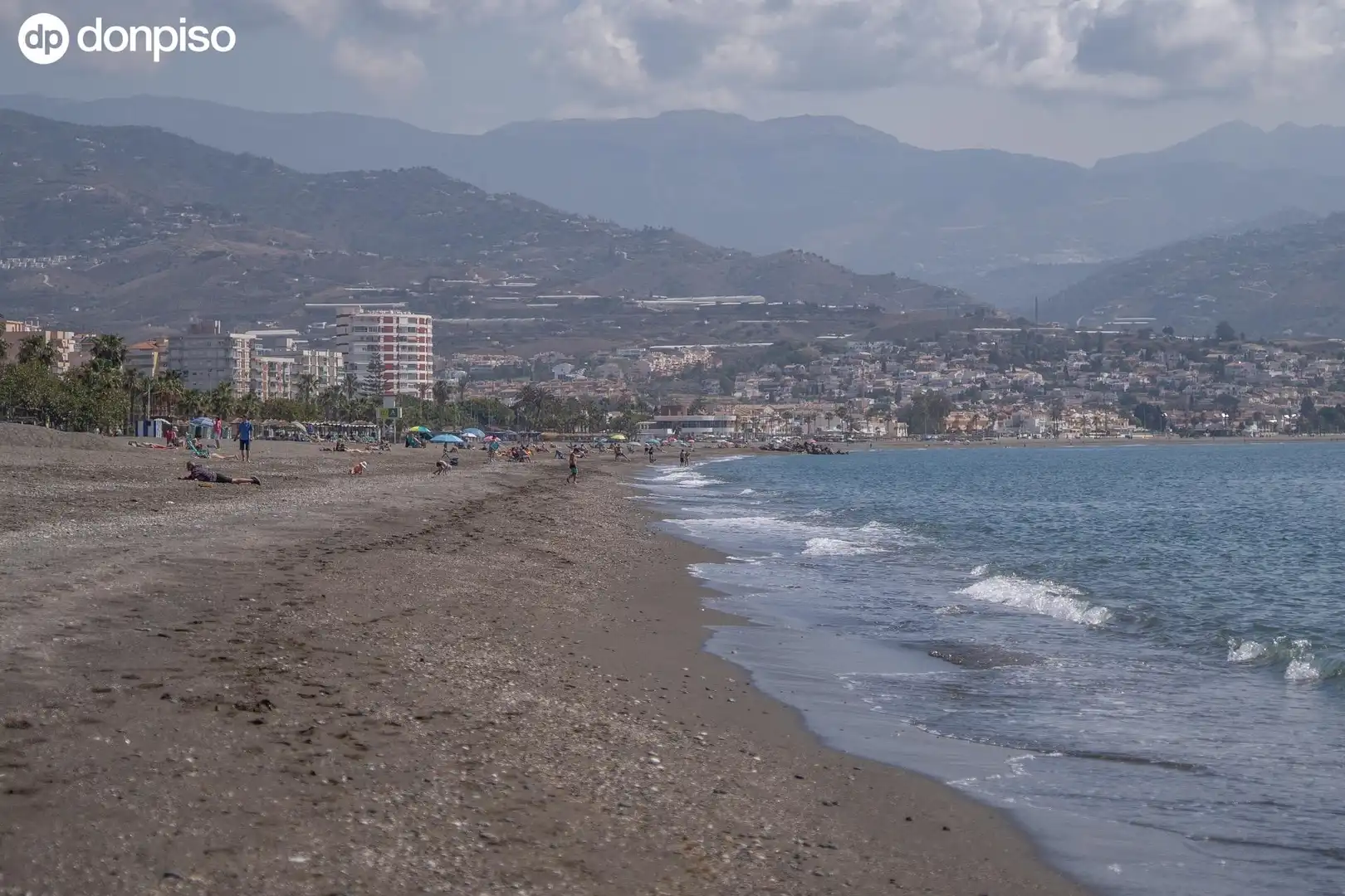 Vista exterior de Pis en venda en Vélez-Málaga