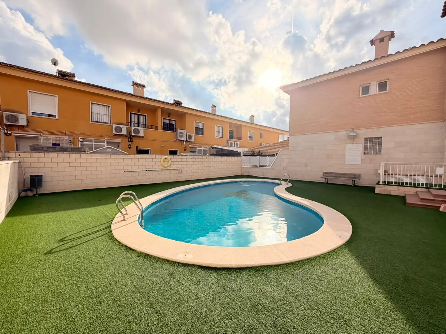 Swimming pool of Detached homes for sale in Elche ciudad