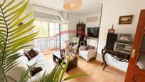 Living room of Flat for sale in  Sevilla Capital  with Air Conditioner and Balcony