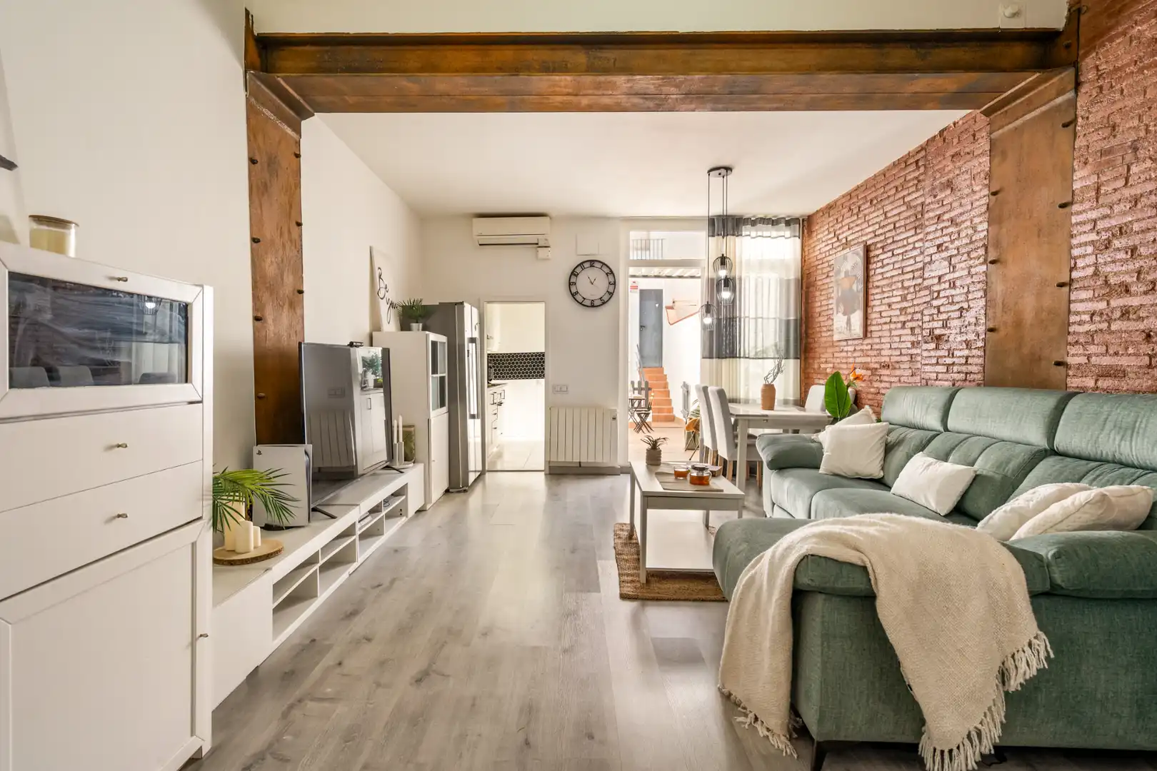Sala d'estar de Planta baixa en venda en Terrassa amb Aire condicionat, Calefacció i Parquet
