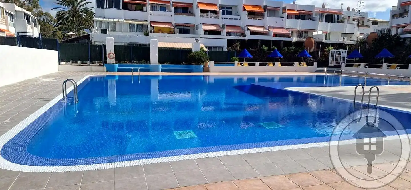 Piscina de Planta baixa en venda en Arona