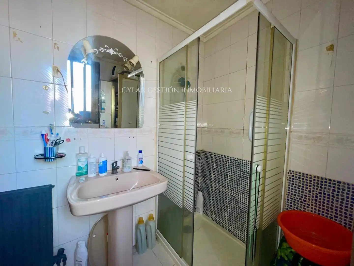 Bathroom of Attic for sale in Salamanca  with Heating, Terrace and Balcony