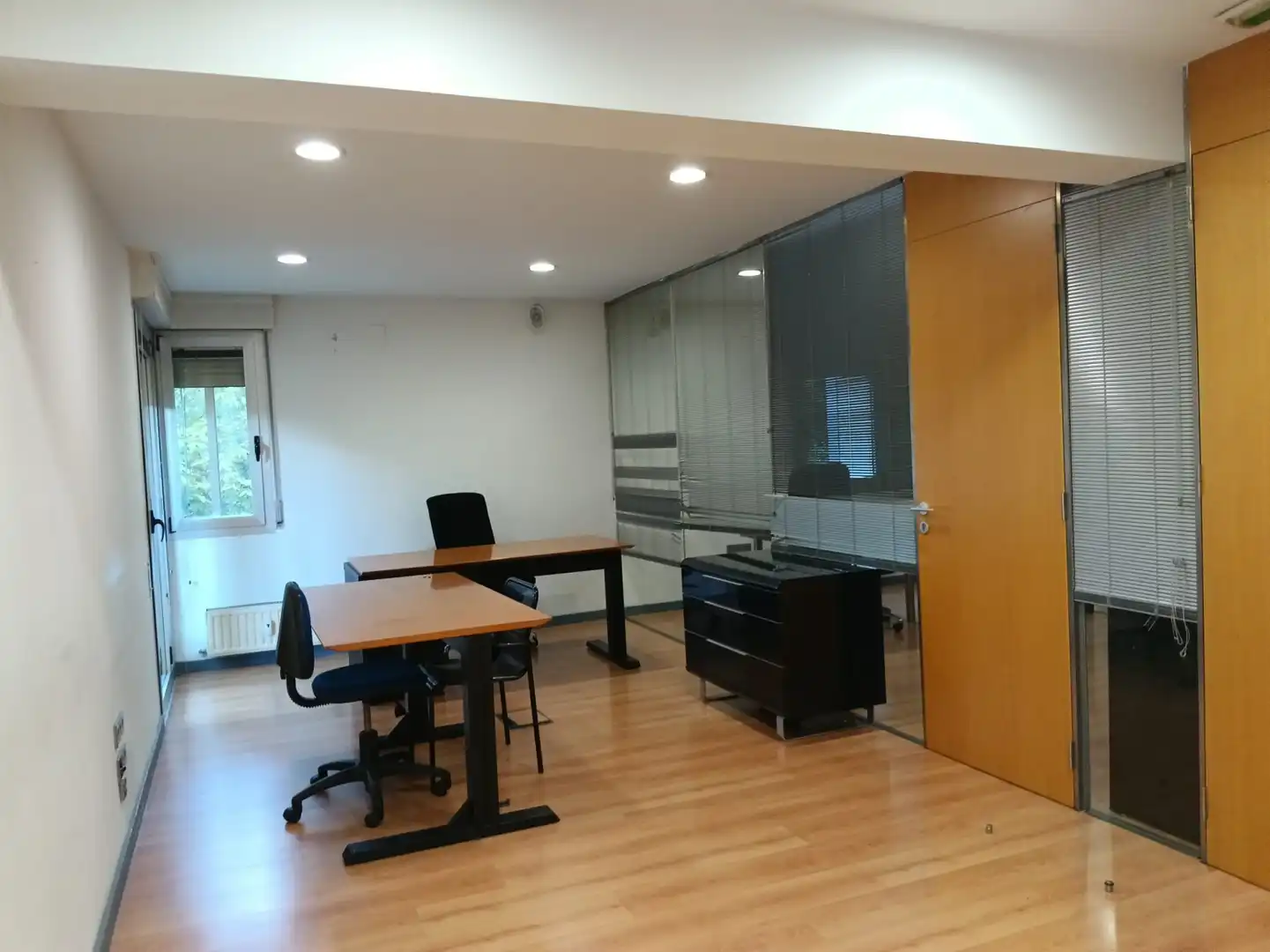 Oficina de alquiler en Iturrama