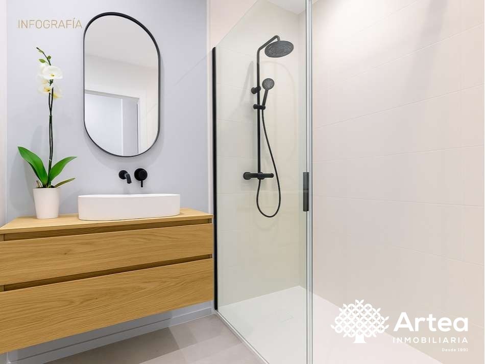Baño de Piso en venta en Bilbao  con Calefacción, Terraza y Trastero
