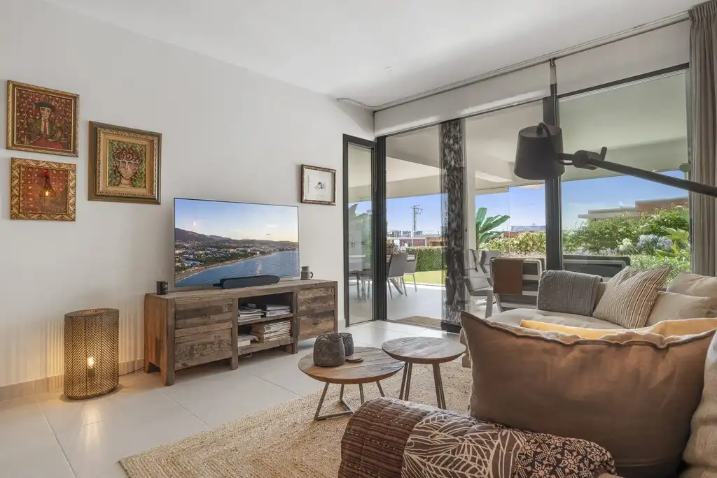 Apartment with pool for sale in Estepona Pueblo, imagen 14