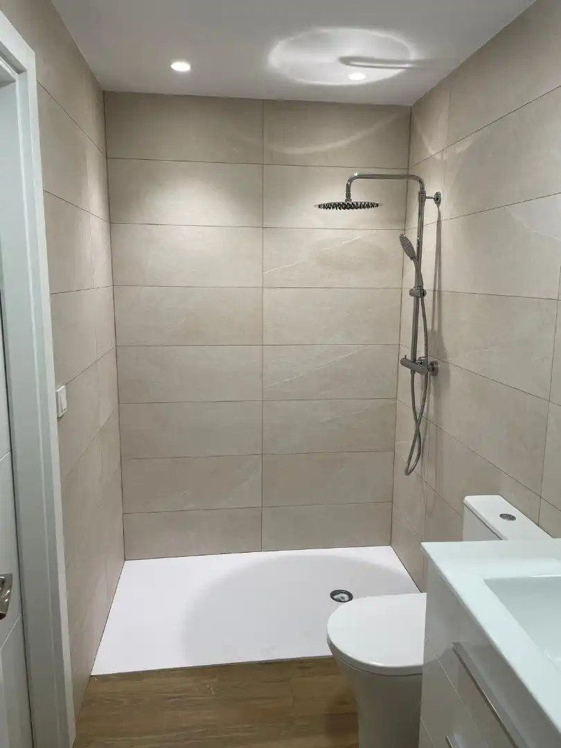 Baño de Planta baja en venta en Elche / Elx con Aire acondicionado, Terraza y Horno