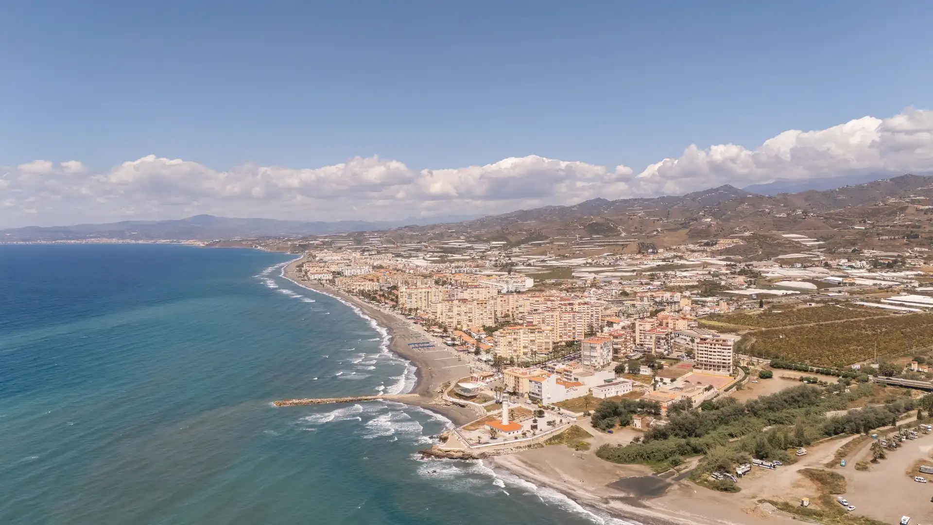 Vista exterior de Àtic en venda en Torrox amb Terrassa