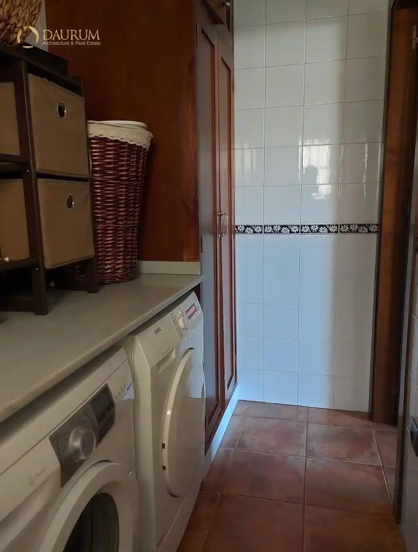 Cuina de Casa o xalet en venda en Coria del Río amb Aire condicionat, Terrassa i Traster
