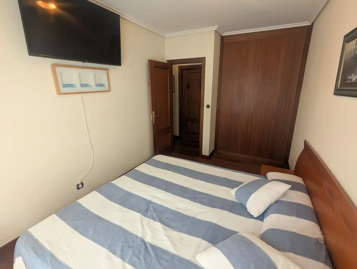 Bedroom of Flat for sale in Bilbao   with Storage room and Furnished