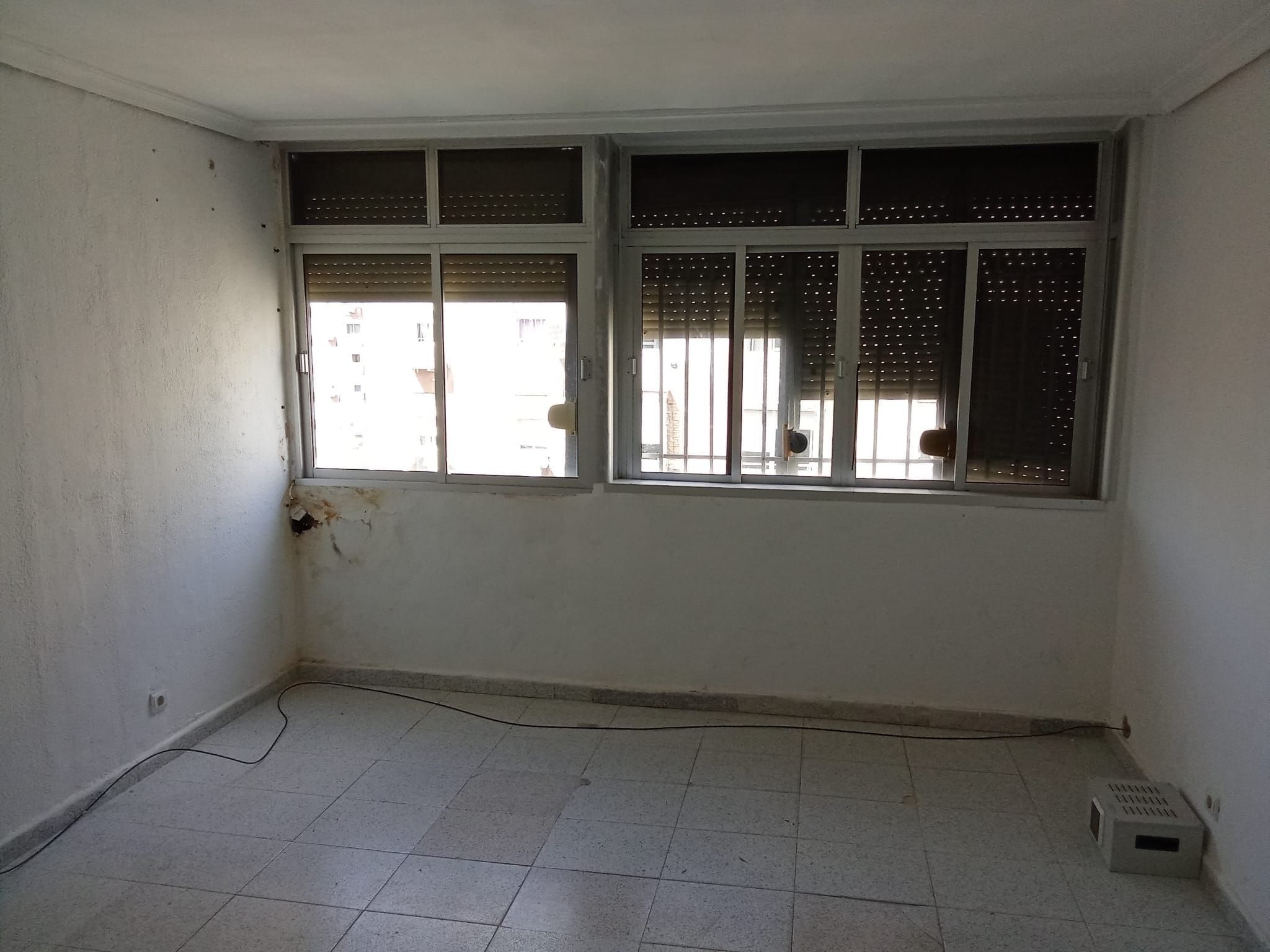 Bedroom of Flat for sale in  Sevilla Capital