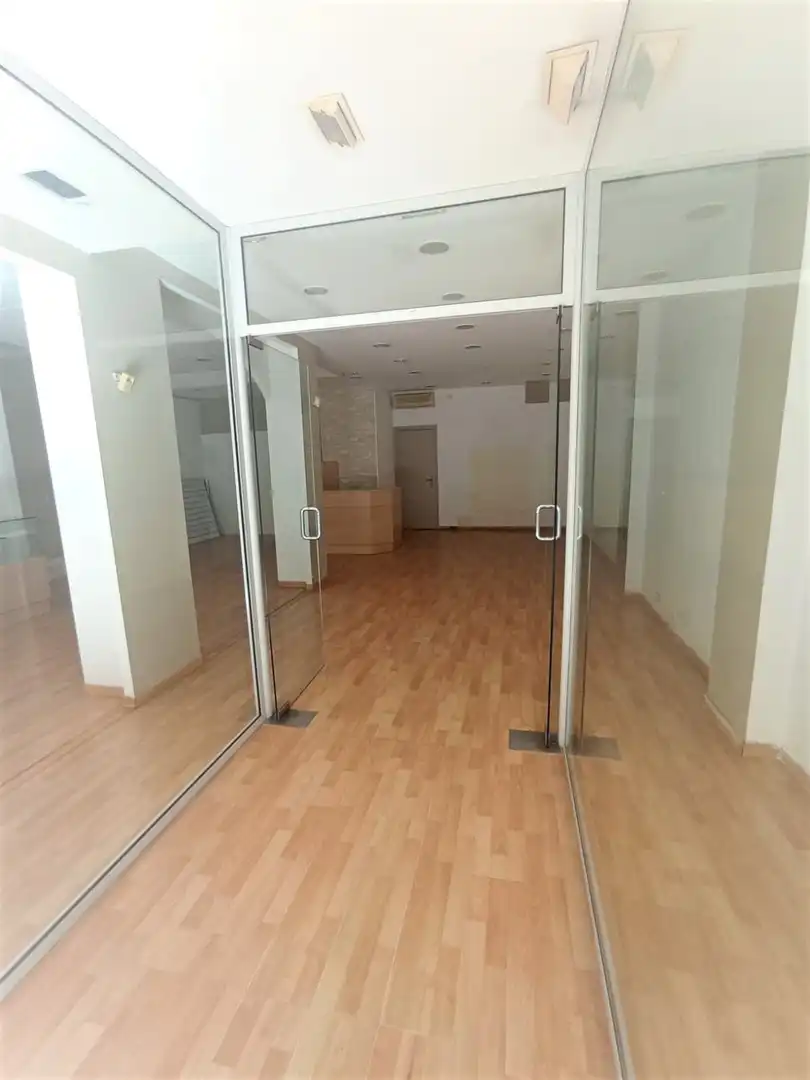 Gewerbefläche zur Miete in Avinguda del Doctor Gallart i Monés, imagen 4