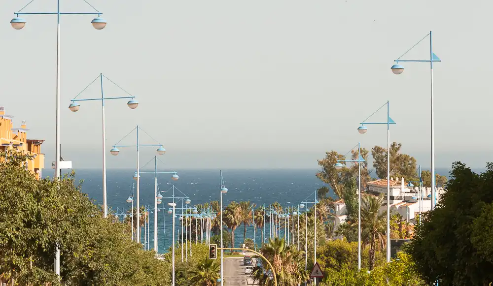 Vista exterior de Àtic en venda en Marbella amb Aire condicionat, Terrassa i Traster