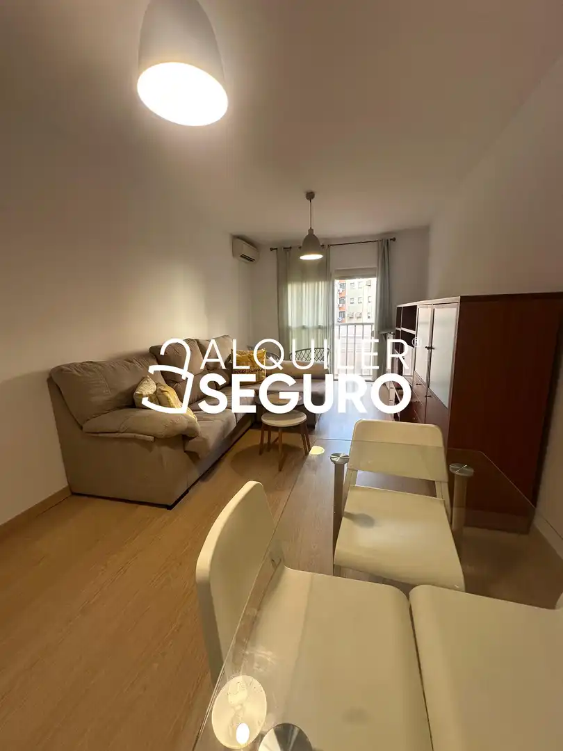 Wohnzimmer von Wohnung zur Miete in Málaga mit Klimaanlage und Möbliert