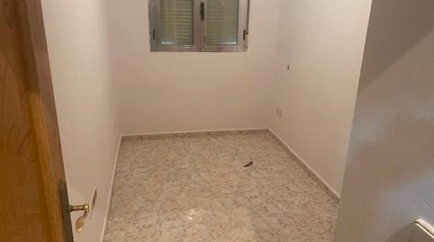 Photo 5 of Flat for sale in Calle del Estroncio, Los Rosales, Madrid