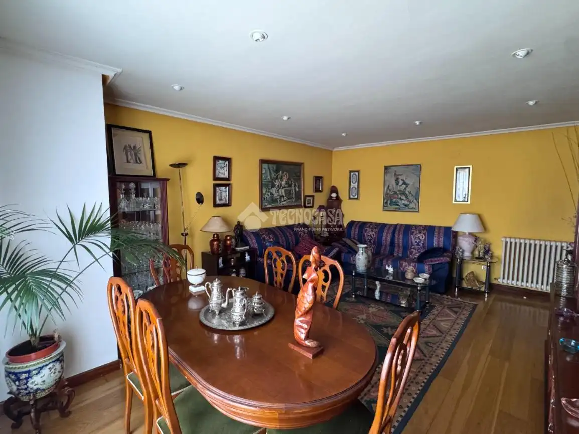 Wohnzimmer von Gebäude zum Verkauf in Villaquilambre