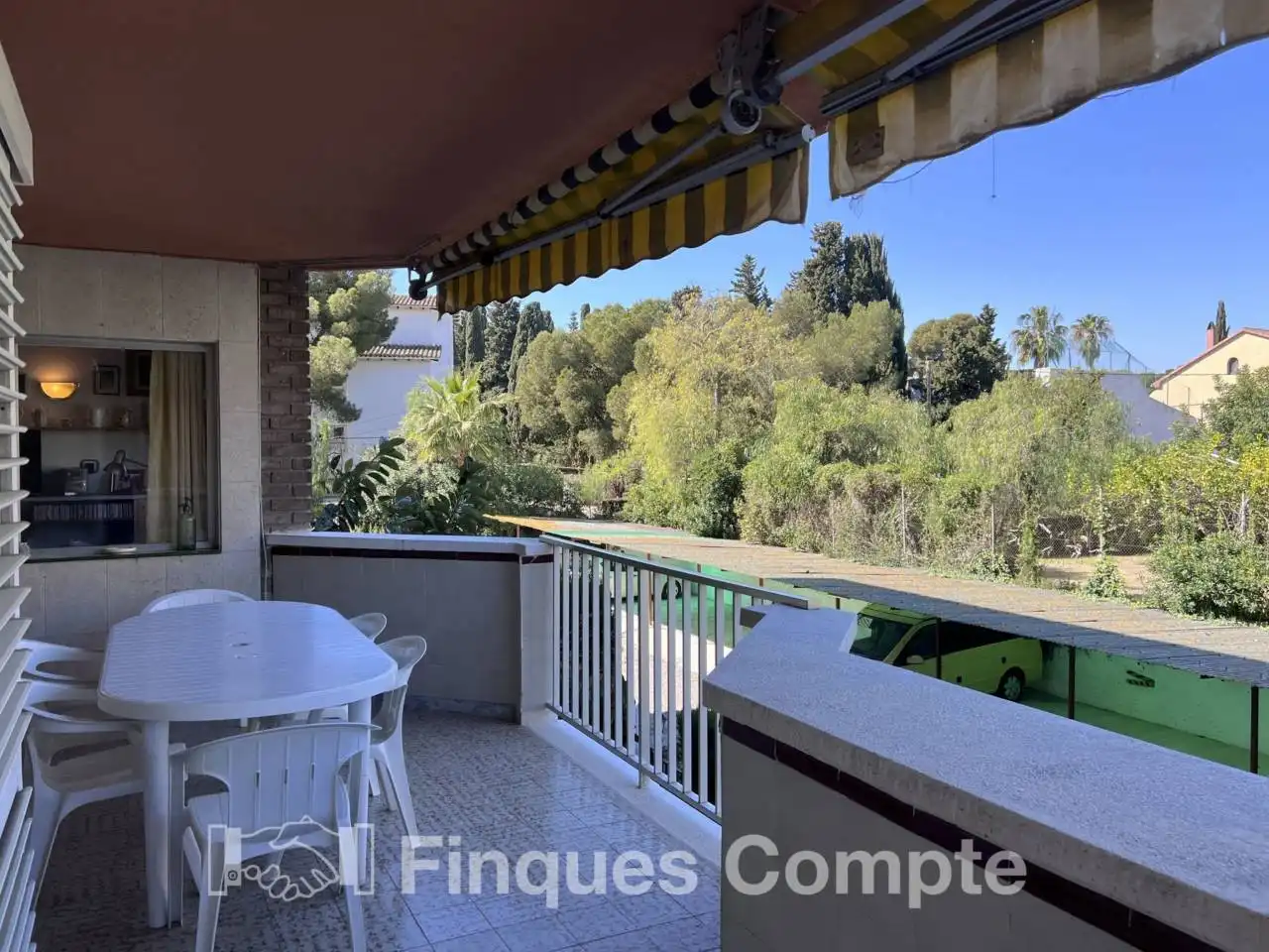 Vista exterior de Piso en venta en Roda de Berà con Calefacción, Terraza y Trastero