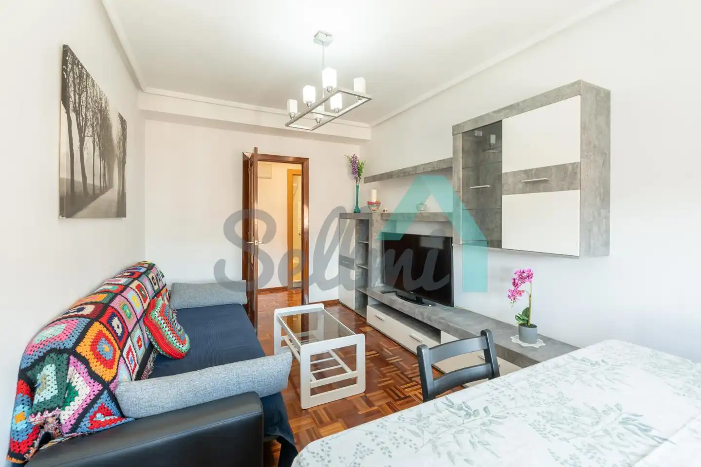 Room in Paz, El Cristo