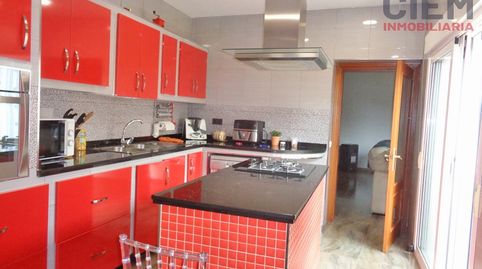 CASA DUPLEX  DE RECIENTE CONSTRUCCION , CON COCHERA Y PATIO ,CERCA DEL CENTRO DE MIAJADAS Y ZONAS DE SERVICIOS, imatge 4