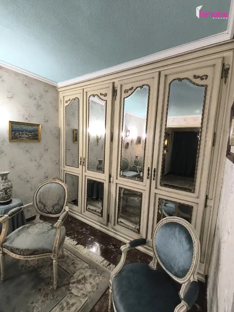 Habitación de Piso en venta en Aranda de Duero con Calefacción, Parquet y Trastero