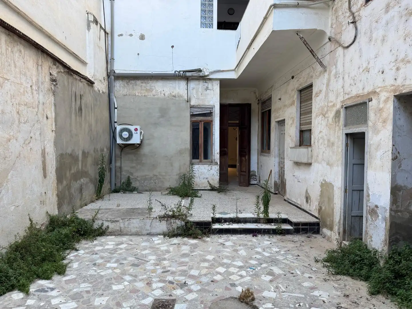 Vista exterior de Planta baja en venta en Algemesí con Terraza