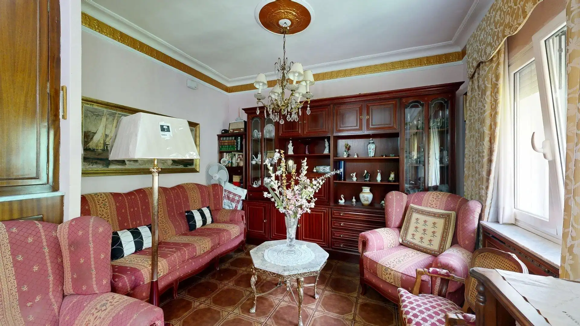 Sala de estar de Piso en venta en Zaragoza con Calefacción y Amueblado