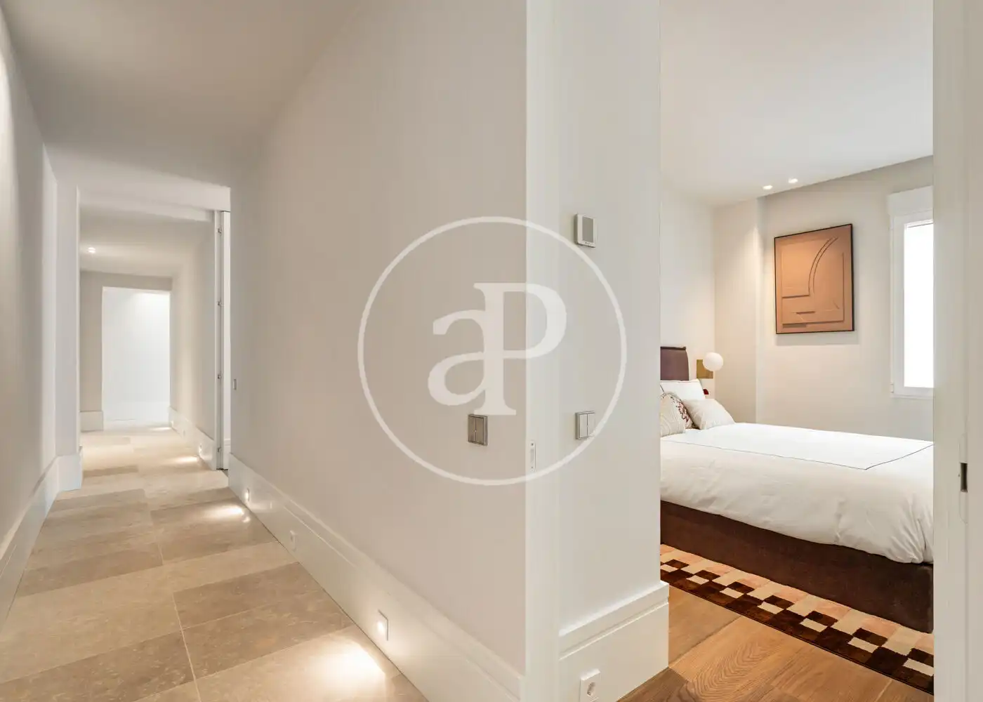 Piso con ascensor en venta en C. del Pinar, imagen 33
