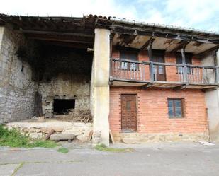 Vista exterior de Casa o xalet en venda en Los Tojos  amb Balcó