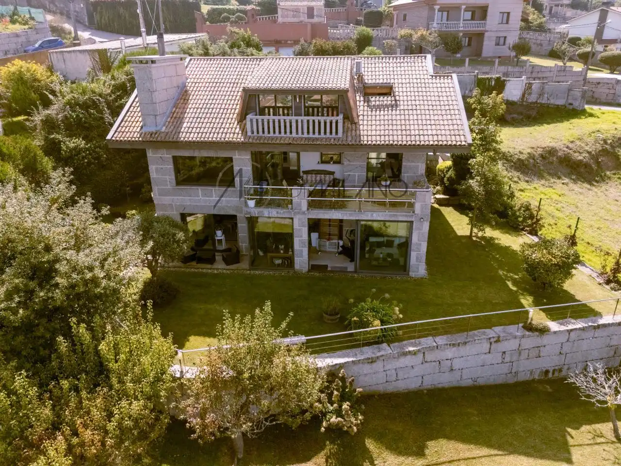 Jardín de Casa o chalet en venta en Nigrán con Calefacción, Jardín privado y Parquet
