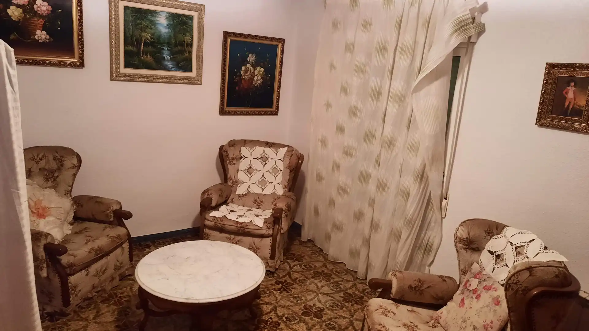 Sala d'estar de Casa adosada en venda en Vinaròs amb Calefacció, Jardí privat i Terrassa