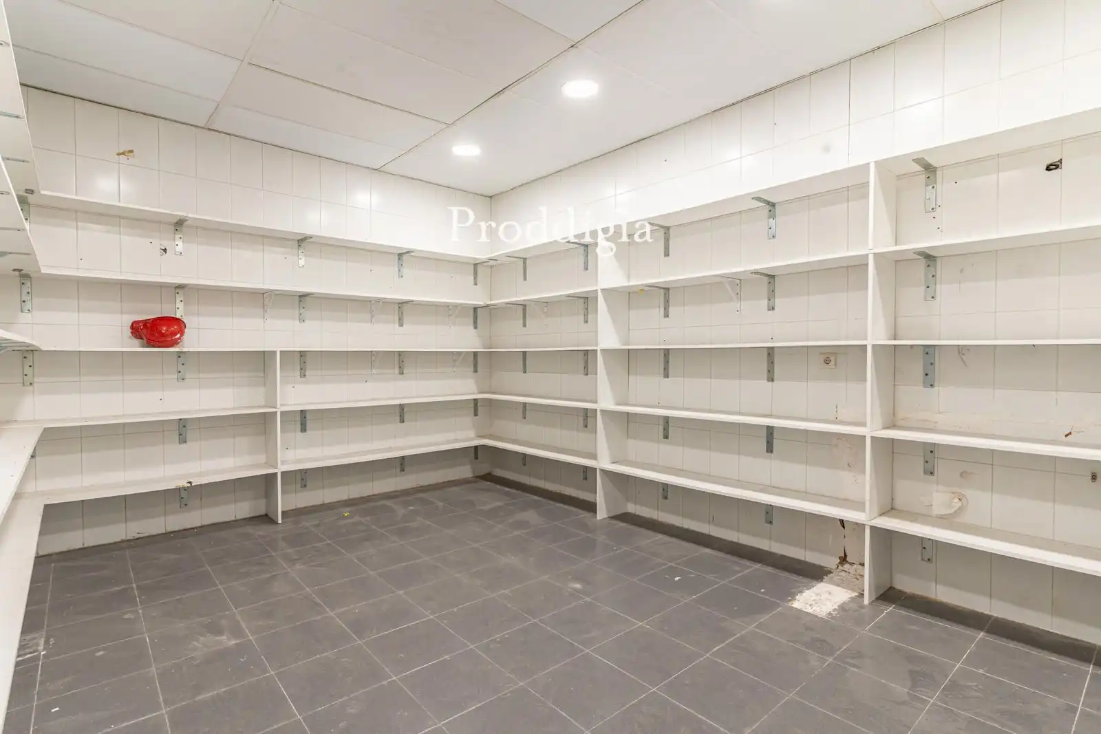 Office for sale in Barcelona  with Air Conditioner
