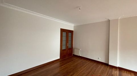 Foto 5 de Piso en venta en Landabarri Bidea, Artatza - Pinueta - Pinosolo, Leioa