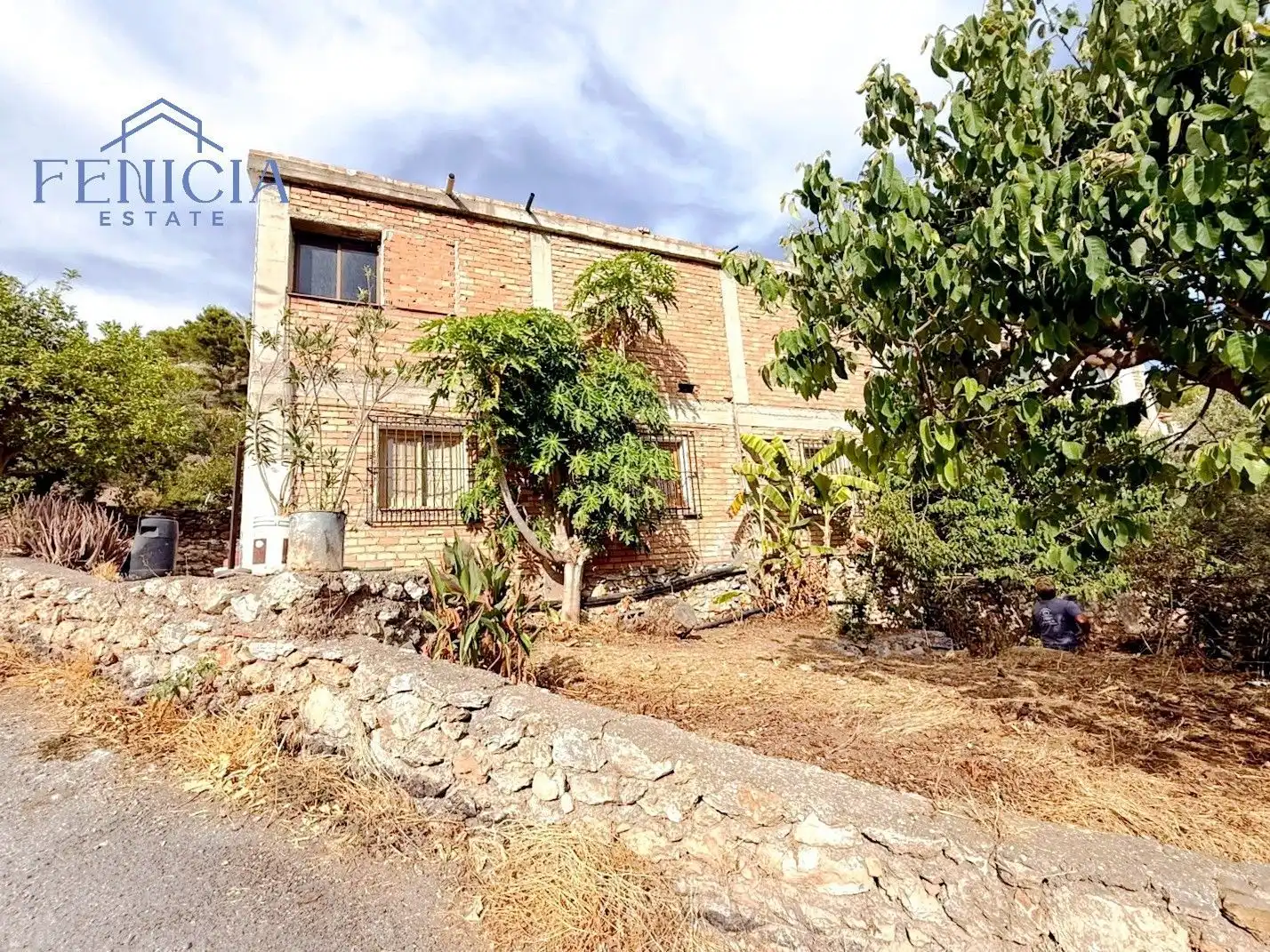 Vista exterior de Edificio en venta en Lentegí