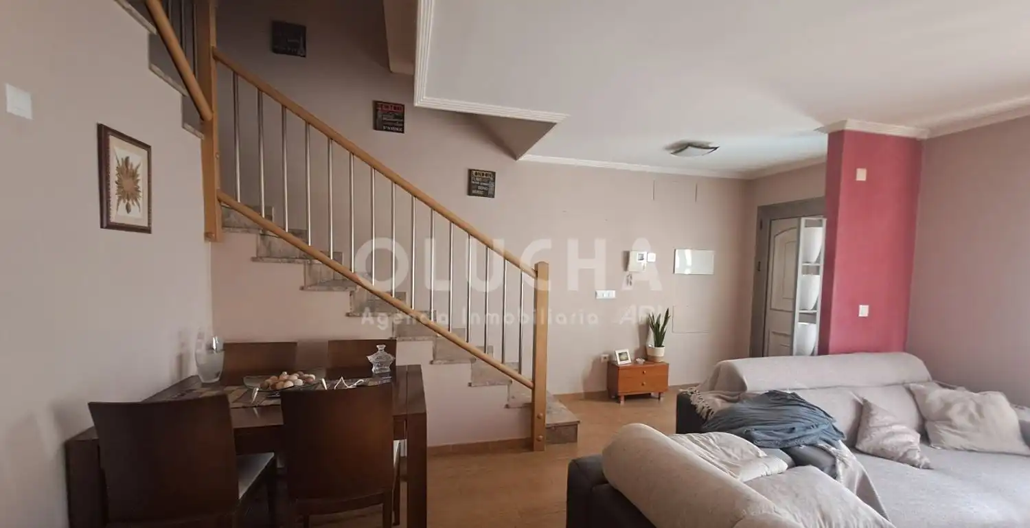 Sala d'estar de Casa o xalet en venda en Onda amb Terrassa